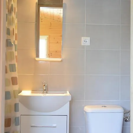 Деревянный коттедж Letniskowe Pod Orzechem Dziwnowek-wrzosowo