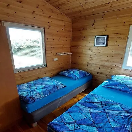 Pod Orzechem - domki Dziwnówek-Wrzosowo Lodge