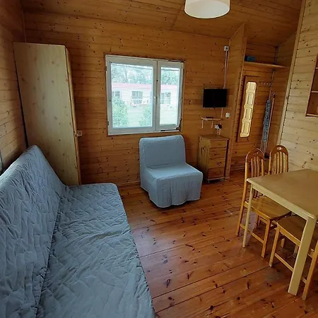 Деревянный коттедж Letniskowe Pod Orzechem Dziwnowek-wrzosowo Wrzosowo (Kamien)