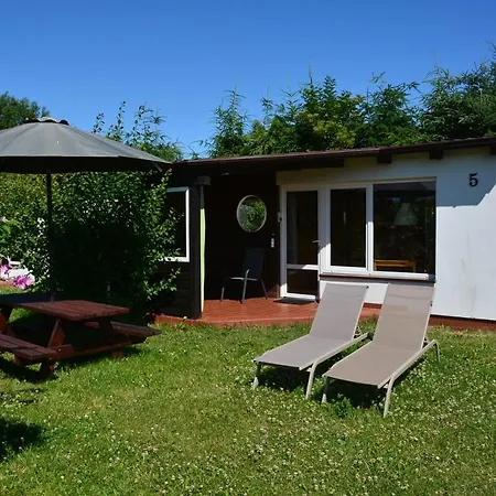 Pod Orzechem - domki Dziwnówek-Wrzosowo Lodge