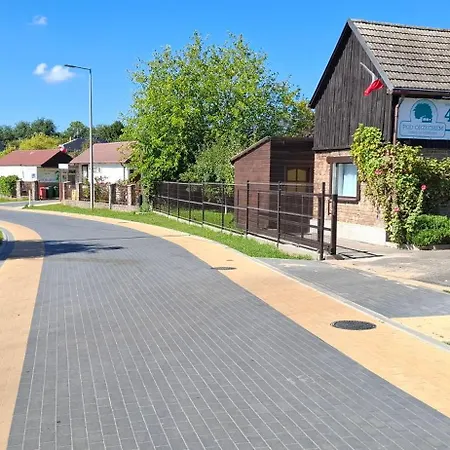 Lodge Pod Orzechem - domki Dziwnówek-Wrzosowo