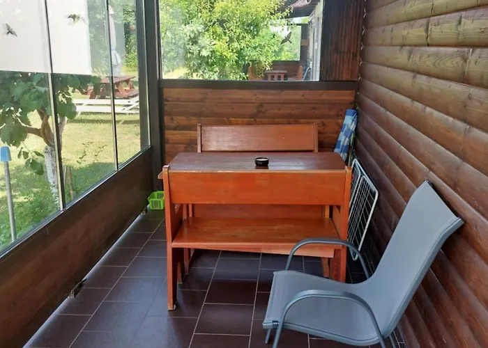 Pod Orzechem - Dziwnówek-wrzosowo * Wrzosowo (Kamien)